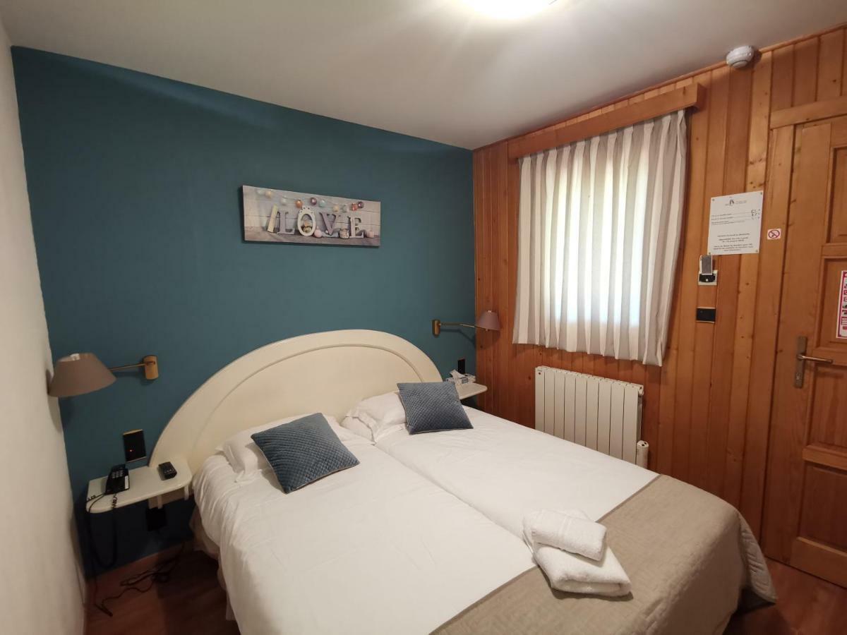 Auberge Saint-Jean Villequier-Aumont Eksteriør bilde